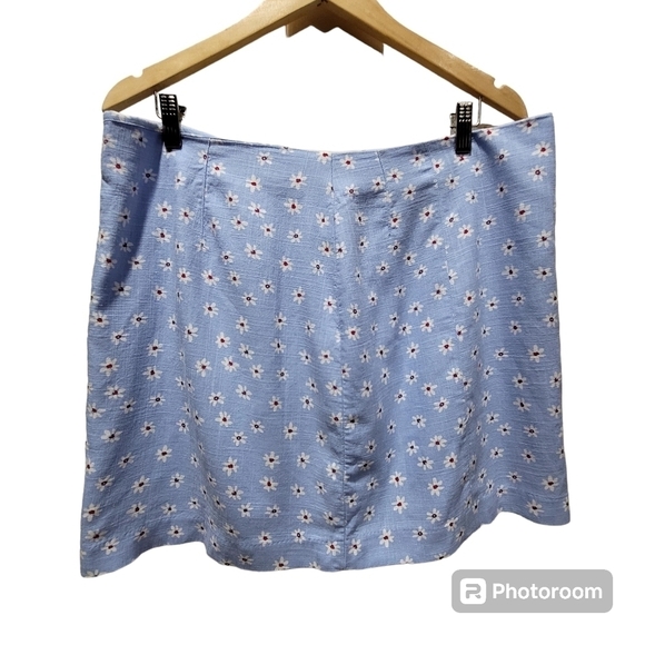 XXL Blue Daisies Mini Skirt with Liner Back Zipper and Back Slit - Picture 1 of 6